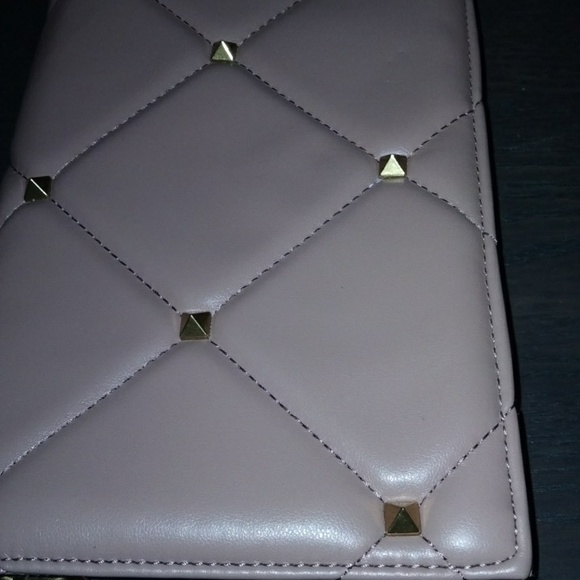 Handbag - Picture 4 of 5